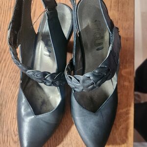 Braided Slingback Pointed Heels in Black